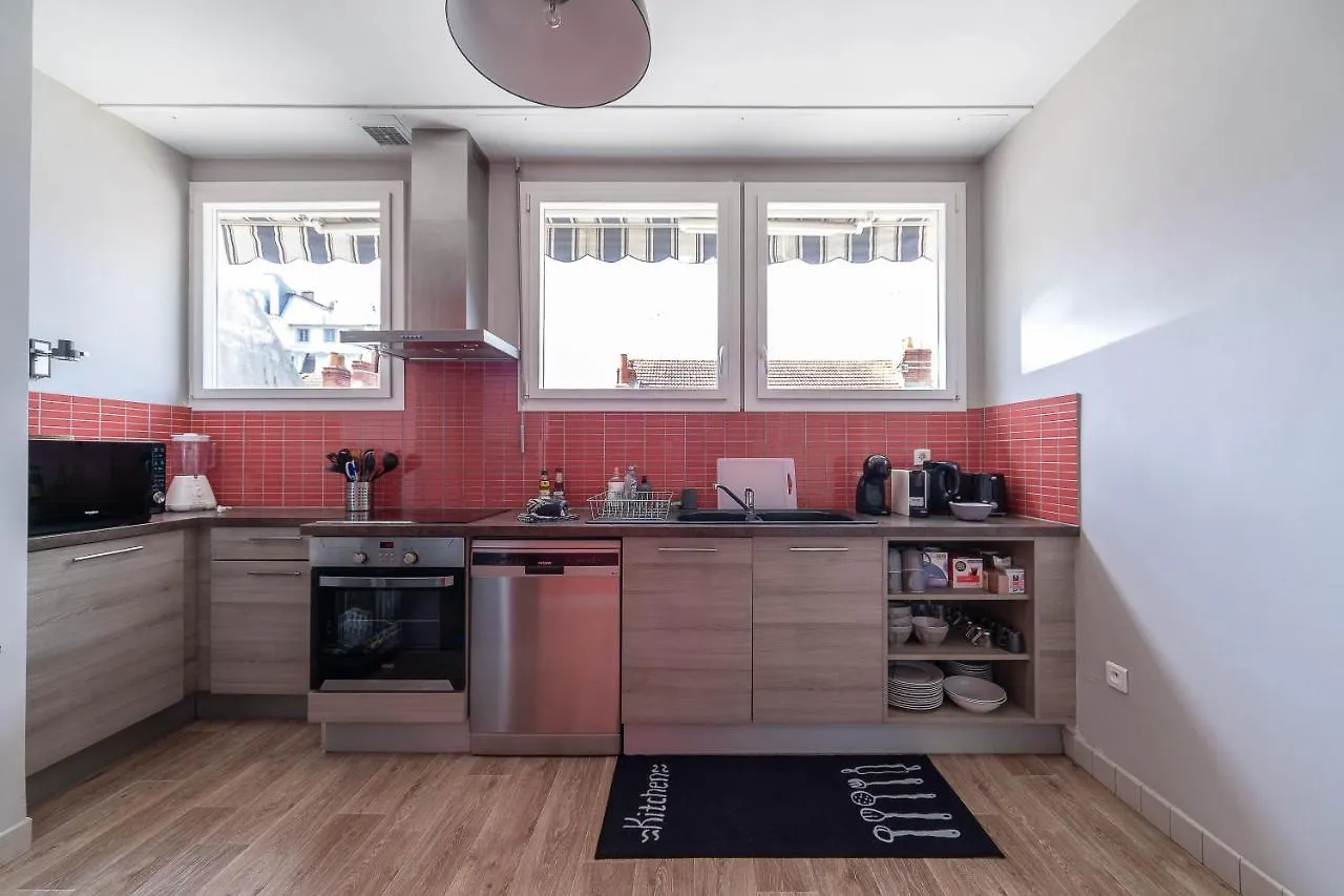 Le Pasteur - Grand Appartement Lumineux - Centre-Ville Vichy 0*,